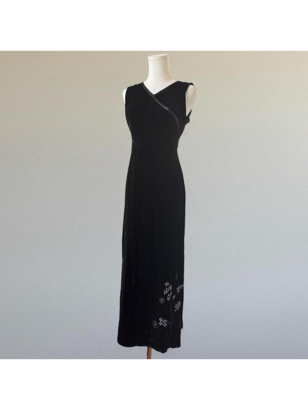 90s Kiko velvet embellished maxi dress Sz. L